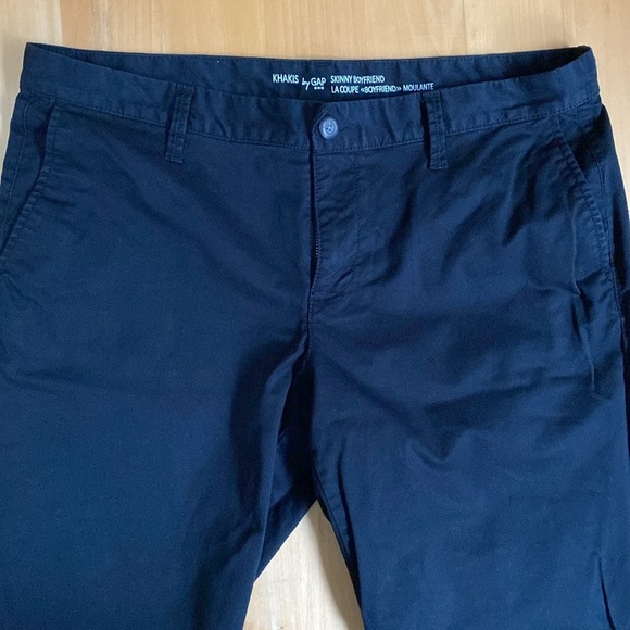 GAP | Khakis - Picture 2 of 5